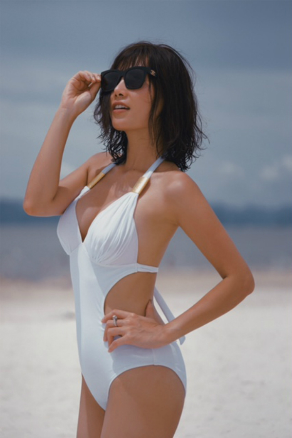 Dàn mỹ nhân Quỳnh búp bê đọ vẻ nóng bỏng với bikini-12