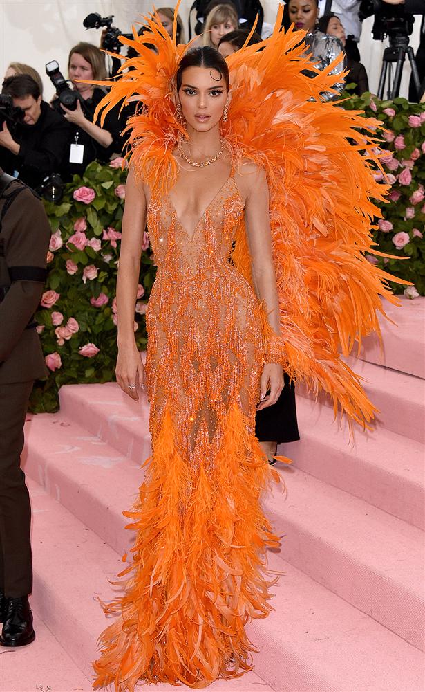 Tóc Tiên dọa oánh ai nghi ngờ mình mặc váy nhái siêu mẫu Kendall Jenner tại Met Gala 2019-5