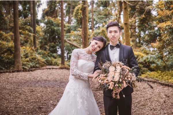 Hào hứng khoe được chồng sắp cưới chăm đến tận răng, cô gái trẻ nhận chỉ trích thậm tệ còn hại người yêu bị chê trông chẳng khác người hầu-1