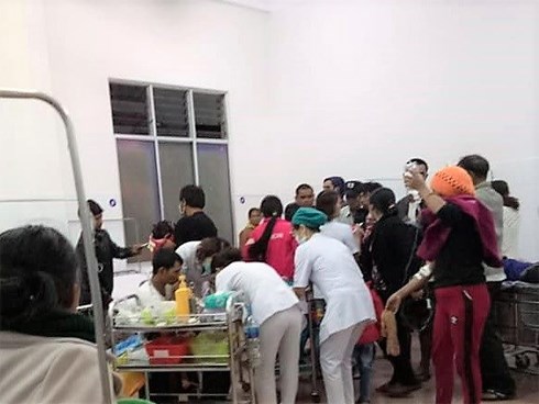 136 người lớn, trẻ nhỏ nhập viện cấp cứu sau tiệc cưới