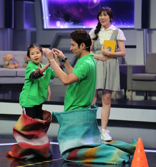 Bà cụ non nhà Huy Khánh vạch mặt bố nói xạo và bừa bộn, gọi cả mẹ lên làm chứng-7