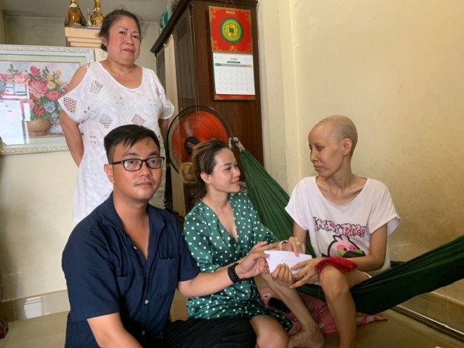 Nghệ sĩ kêu gọi từ thiện giúp người, khán giả chửi: Đồ lừa đảo, tưởng tụi tao ngu hả, thằng chó-4