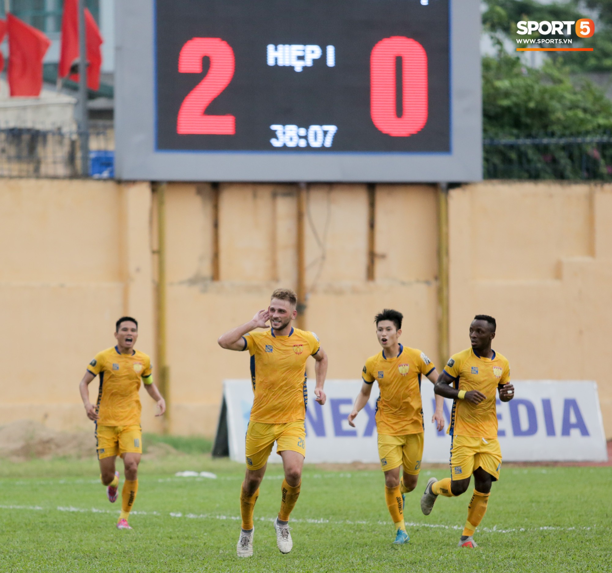 Xuân Trường và những nhân tố tạo nên một cuối tuần lạ lùng bậc nhất cho bóng đá Việt Nam-4