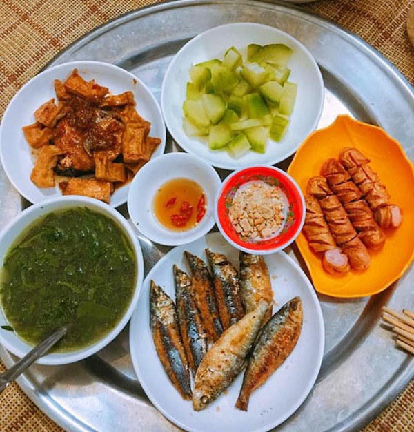 Bí quyết chi tiêu của bà nội trợ 9X chỉ tốn hơn 1 triệu/tháng tiền chợ mà bữa nào cũng đầy ắp hải sản-3