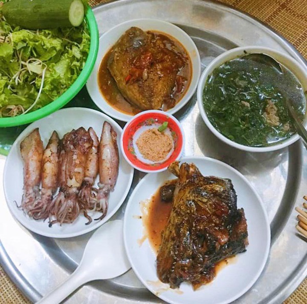 Bí quyết chi tiêu của bà nội trợ 9X chỉ tốn hơn 1 triệu/tháng tiền chợ mà bữa nào cũng đầy ắp hải sản-12