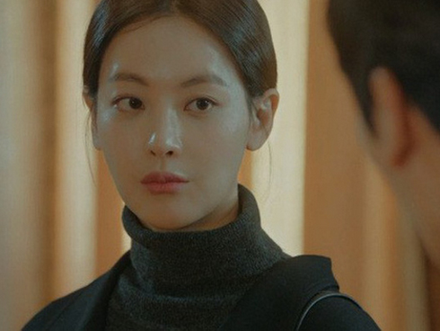 Thoáng trông thấy đứa trẻ giống hệt vợ cũ, tôi bám theo để rồi chết điếng trước cảnh tượng-3