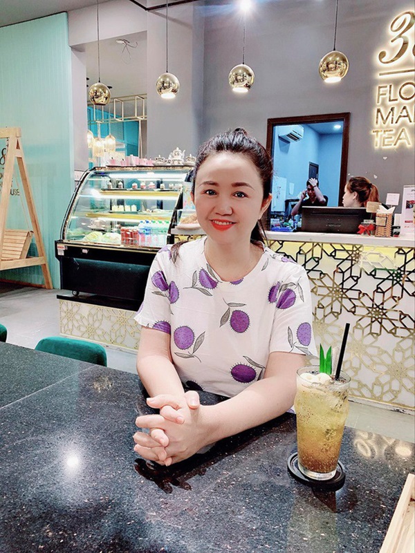 Hot girl Midu khoe ảnh của mẹ, dù U50 vẫn trẻ trung chẳng khác nào hai chị em-3