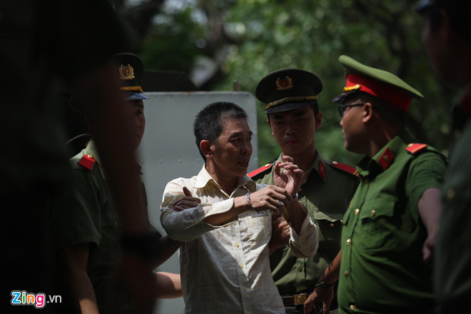 Văn Kính Dương cười tươi khi tòa trả hồ sơ, xem xét tội danh Ngọc Miu-12