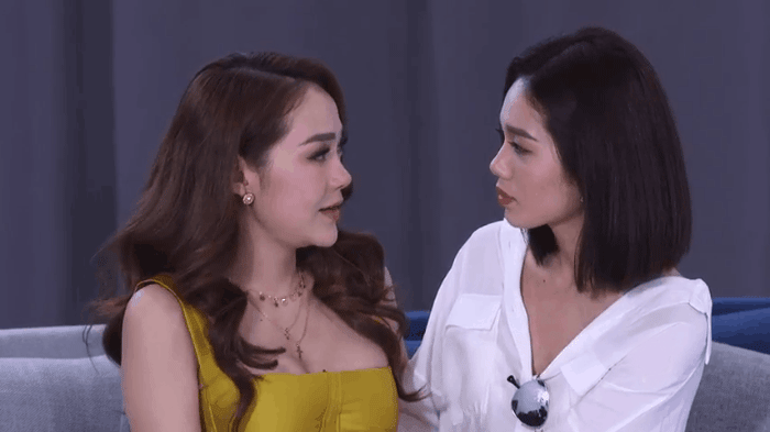 Hơn nửa năm trước gây bão với loạt khoảnh khắc cằm chìa nhọn hoắt, liệu có ai tò mò Minh Hằng của hiện tại thế nào rồi không?-4