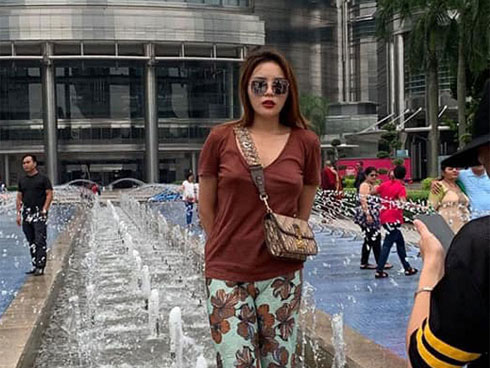 Hoa hậu Kỳ Duyên để lộ đôi chân bầm tím, nhiều vết thương-5