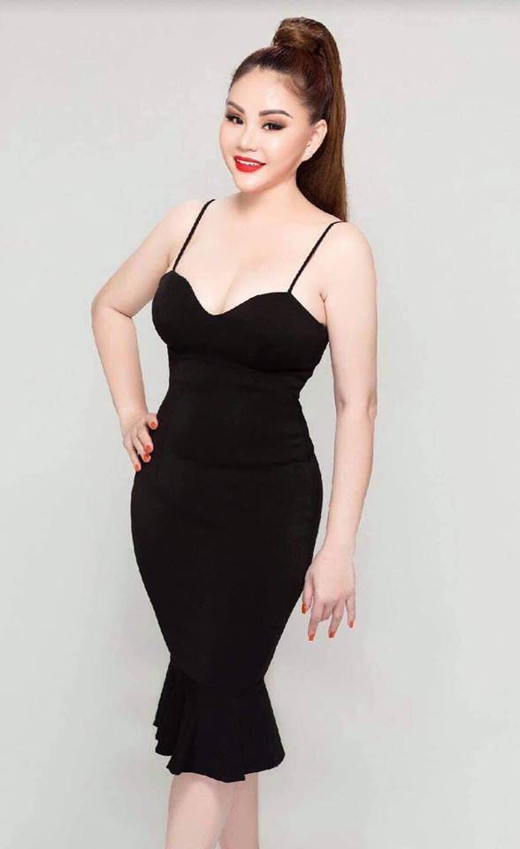 Vẻ nóng bỏng của diễn viên hài Lê Giang ở tuổi 47-8