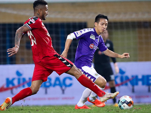 Những thiên thần trên sân tập của Hà Nội FC tạo nên khung cảnh khiến người xem mê mẩn như thước phim thanh xuân vườn trường-18