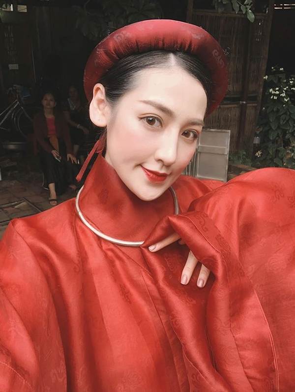 HHen Niê mặc lại váy dạ hội gây bão ở Miss Universe trong tiệc sinh nhật sớm-8