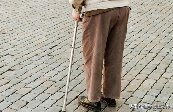 3 dấu hiệu bất thường ở tay chân: 80% khả năng bạn bị tắc mạch máu, nên xử lý ngay-5