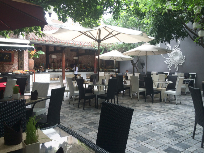 Sau ồn ào bán khăn lụa Trung Quốc, Khaisilk giờ ra sao?-4