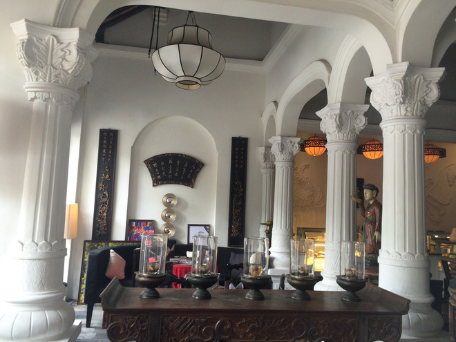 Sau ồn ào bán khăn lụa Trung Quốc, Khaisilk giờ ra sao?-3