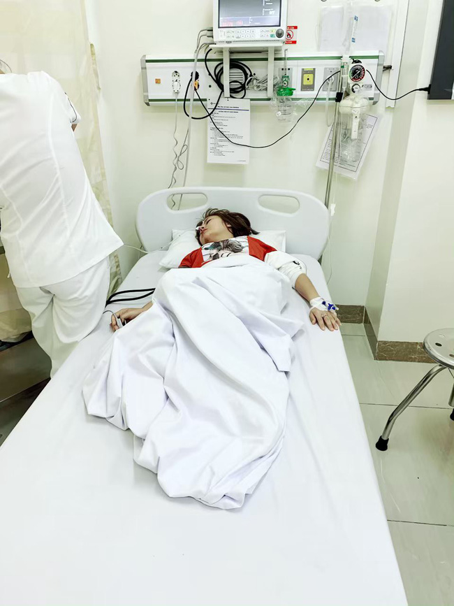 Trải nghiệm đáng sợ của mẹ 1 con 47kg vẫn ham detox thanh lọc cơ thể, được 1 ngày đã nhập viện rửa ruột-1