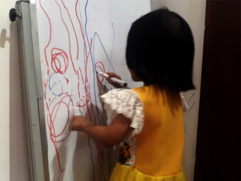 Vụ bé gái 3 tuổi nghi bị ông già 70 tuổi dâm ô: Có tế bào nam trong vùng kín nhưng không đủ để xác định ADN?-3