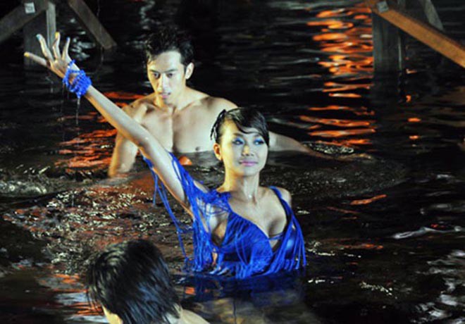 Sự nghiệp diễn xuất tràn ngập cảnh nóng”, mặc sexy của Thanh Hằng-9