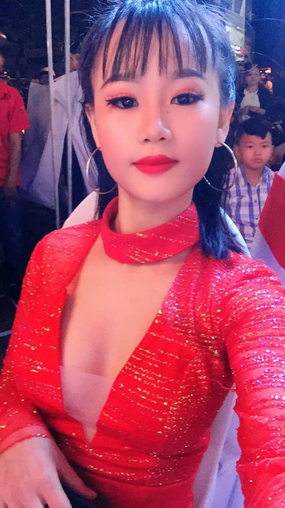 Nỗi khổ của girl xinh sở hữu vầng trán sân bay: Kẹp mái lên là người quen cũng không nhận ra-2