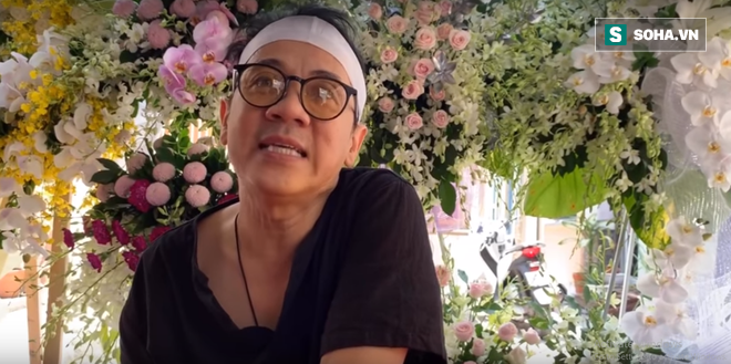 NSƯT Thành Lộc đau xót: Trước ngày má đi khoảng 1 tháng, má bị ngã lúc trườn từ trên giường xuống-4