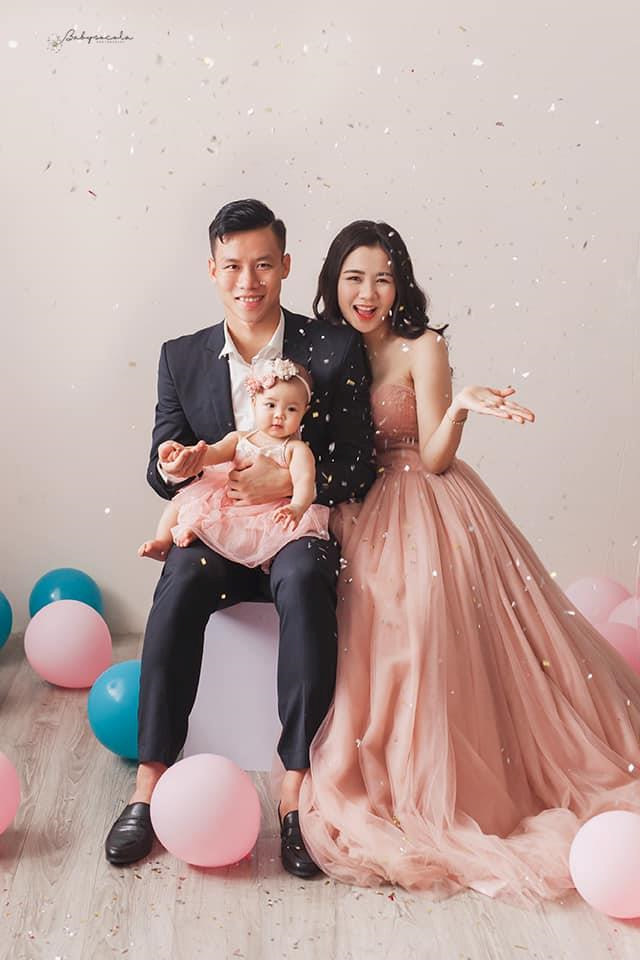 Vợ đăng ảnh tình cảm, đồng đội lầy lội chúc mừng sinh nhật Hải Quế-2