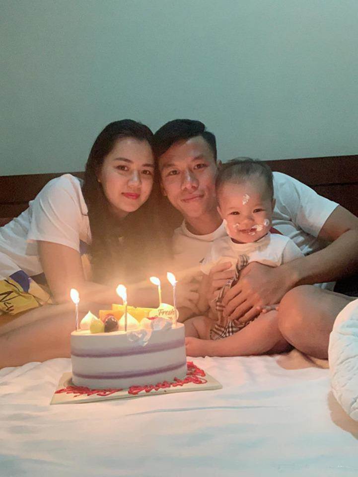 Vợ đăng ảnh tình cảm, đồng đội lầy lội chúc mừng sinh nhật Hải Quế-4