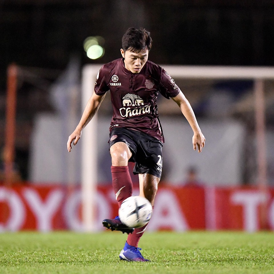 Thăng hoa ở Buriram, Xuân Trường đe doạ thành tích của Công Vinh-1