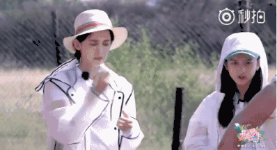 Phơi mình trên sân thượng để thử 12 loại kem chống nắng phổ biến, anh chàng này xứng đáng được hội chị em phong tước ngay và luôn-7