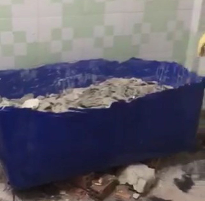 Vụ hai thi thể được tìm thấy trong khối bê tông: Chủ nhà tới người thuê cũng không mở cửa-2