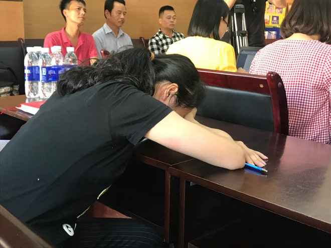 Nữ giáo viên đánh học sinh liên tiếp ở Hải Phòng bật khóc nói lời xin lỗi-1