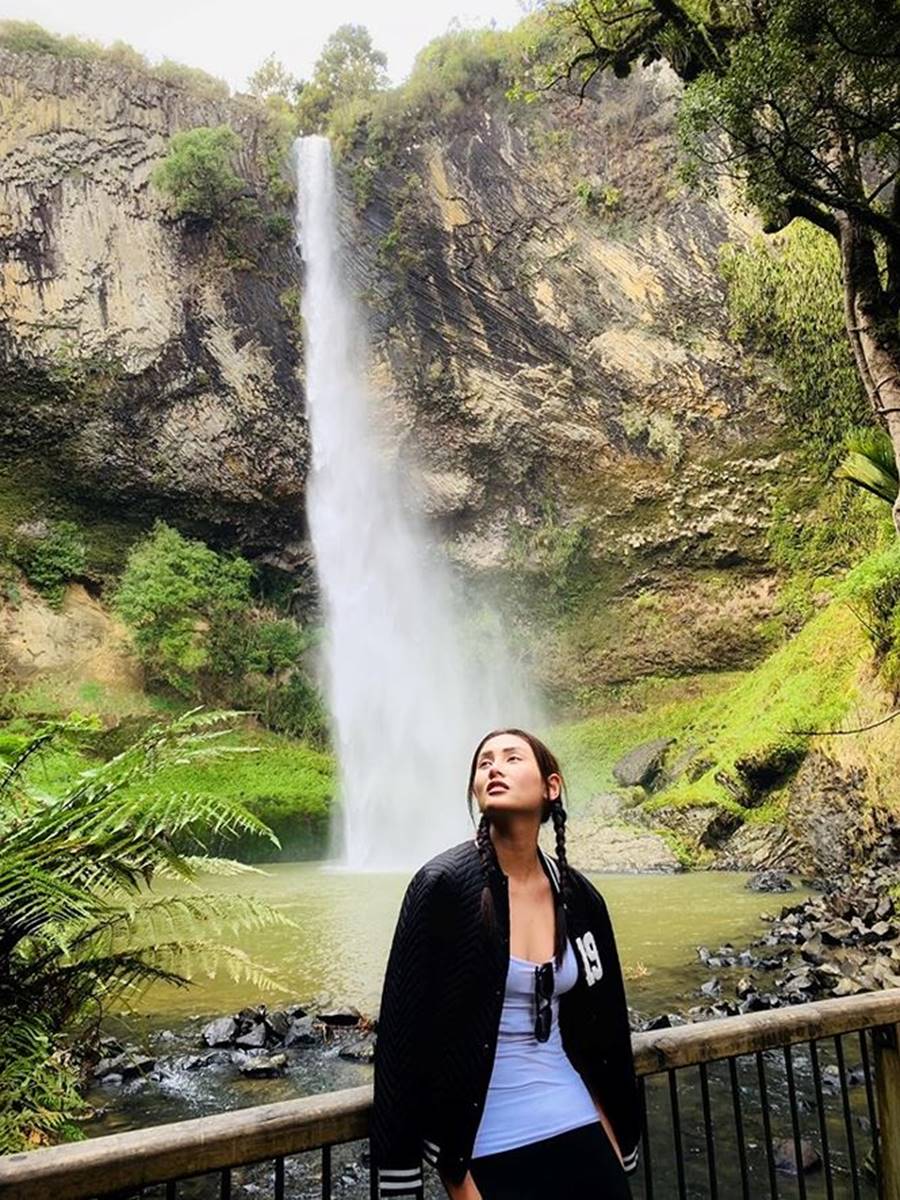 Mai Phương Thuý khoe nhan sắc ngày càng thăng hạng và gợi cảm ở tuổi 31-10