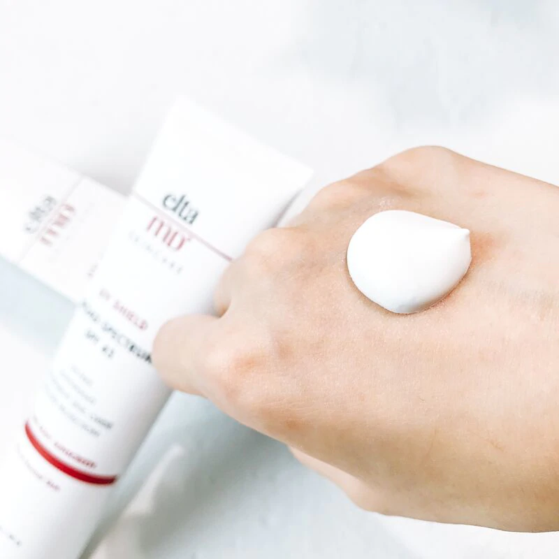 Cảnh báo: Từ giờ đến cuối tuần tia UV tại Hà Nội cao vọt có thể gây bỏng da, kem chống nắng nặng đô chính là sản phẩm quan trọng nhất lúc này-5
