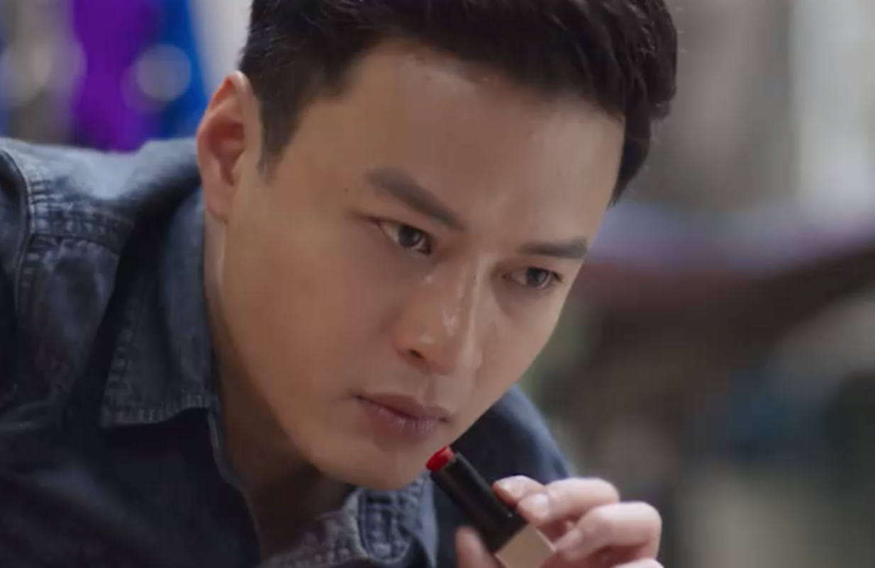 Vứt hết logic sang một bên, cảnh sát Khánh đứng đánh hơi ngay giữa... chợ để tìm bồ bị bắt cóc-5