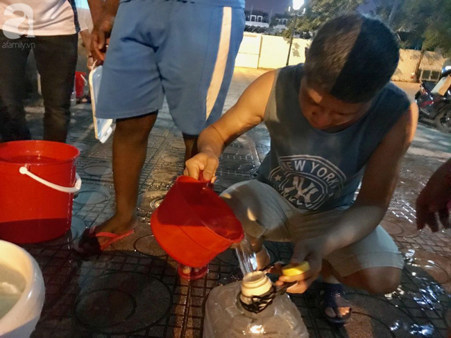 Hà Nội: Giữa đợt nắng nóng đỉnh điểm, 200 hộ dân chung cư nhốn nháo vì mất nước sinh hoạt-5