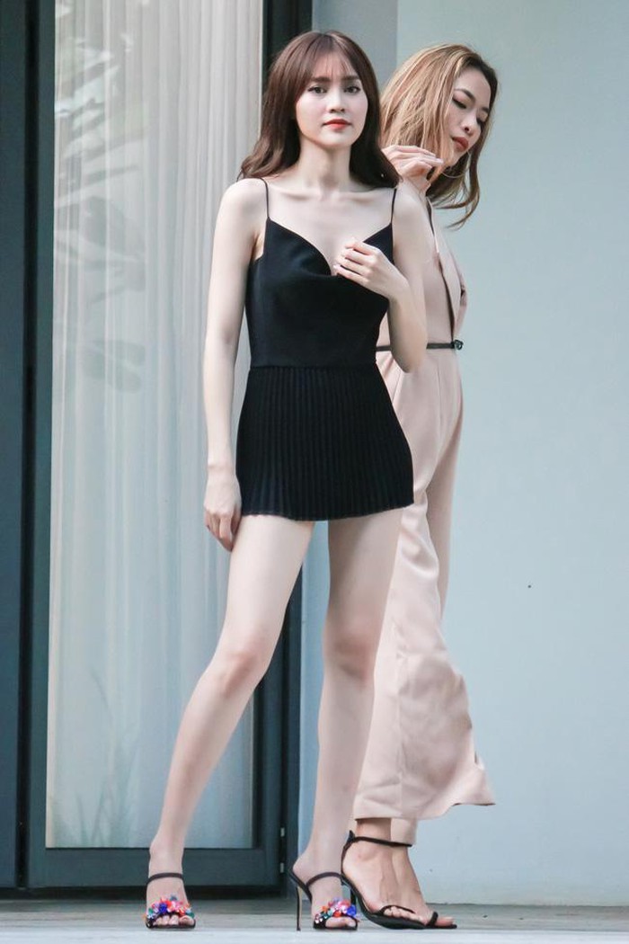 Trước khi nhập viện vì làm việc quá sức, Ninh Dương Lan Ngọc nhiều lần lộ dáng da bọc xương đến thê thảm-7