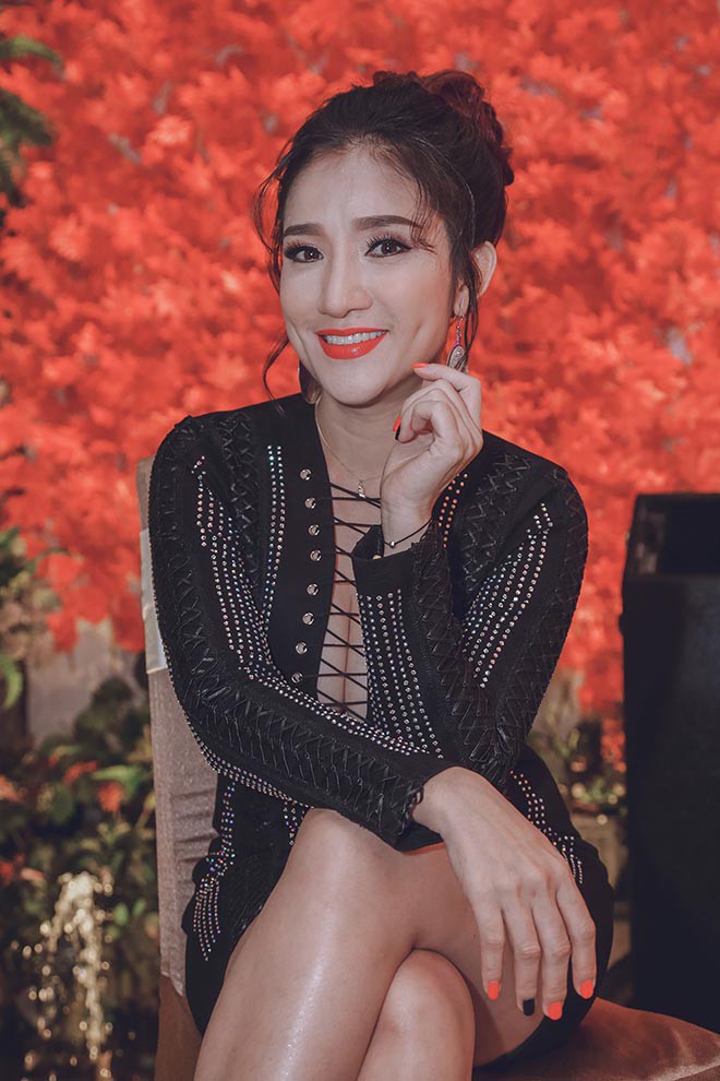 Những hình ảnh gợi cảm bất ngờ của cựu MC Bạn muốn hẹn hò Cát Tường-8