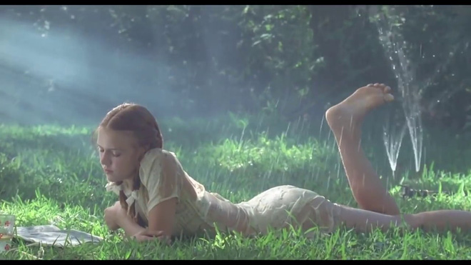 Vụ nữ diễn viên 13 tuổi đóng cảnh nóng gây tranh cãi: Hãy xem Hollywood quy định ra sao?-3