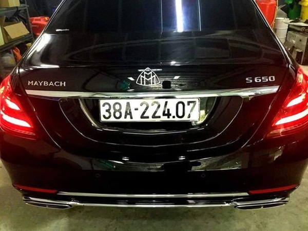 Dàn siêu xe của gia đình nữ đại gia mua Maybach S650 17 tỷ-2