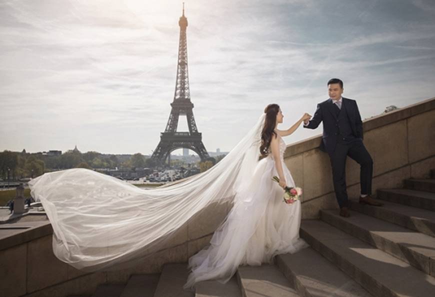 Bộ ảnh cưới đẹp như trên phim của đạo diễn Cua lại vợ bầu và vợ 9X-1