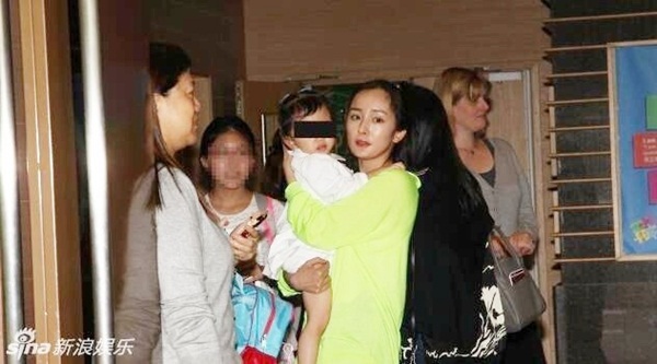 Những nhóc tì nhà sao đắt giá nhất Cbiz: Học trường quốc tế đắt đỏ, thậm chí có của hồi môn ngàn tỷ khi mới 1 tuổi-3