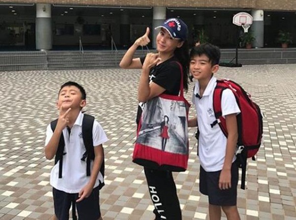 Những nhóc tì nhà sao đắt giá nhất Cbiz: Học trường quốc tế đắt đỏ, thậm chí có của hồi môn ngàn tỷ khi mới 1 tuổi-11