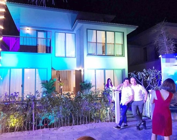 Có nhà lầu, xe hơi nhưng 4 MC đắt show nhất hiện nay lại sống trái ngược thế này-11