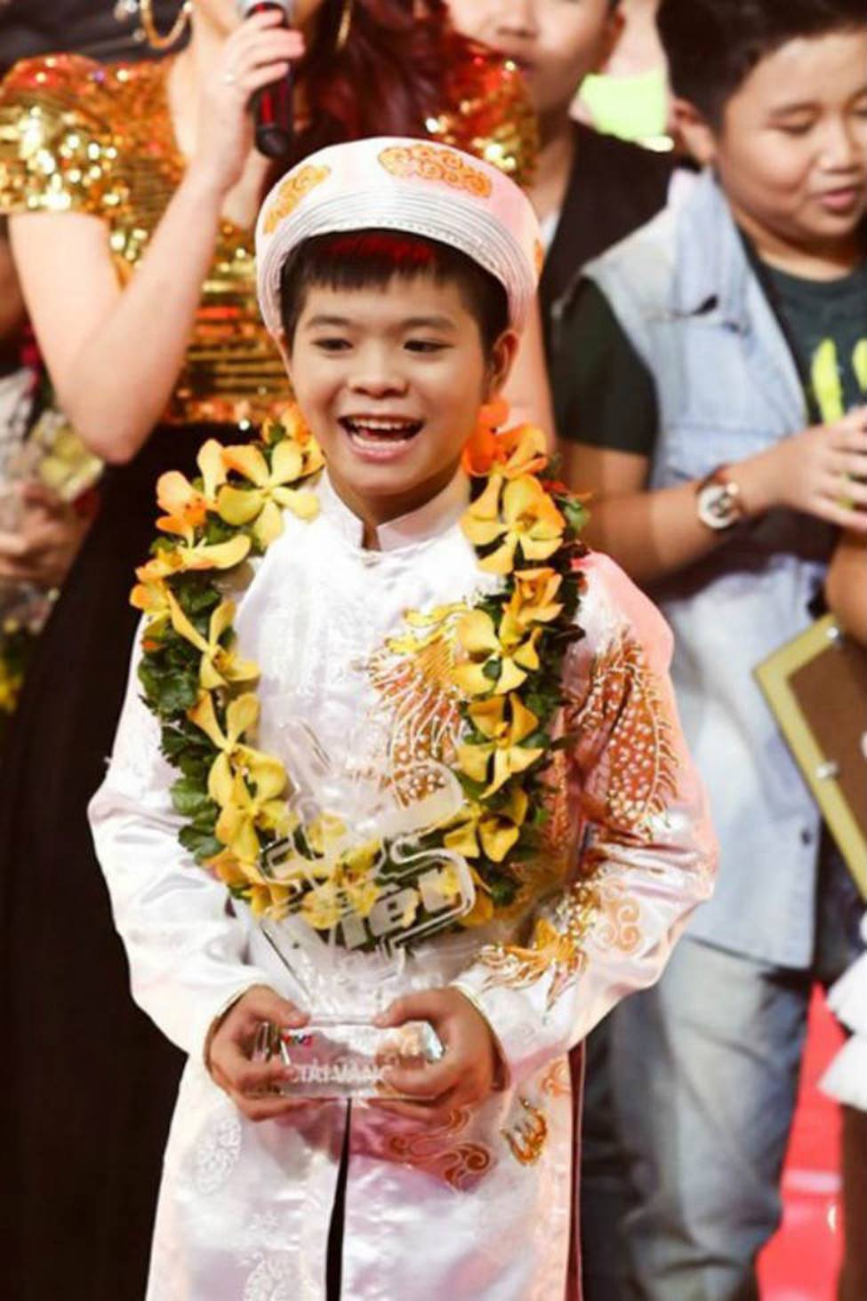 Phương Mỹ Chi, Quang Anh The Voice Kids gây ngỡ ngàng khi dậy thì, trổ mã-11
