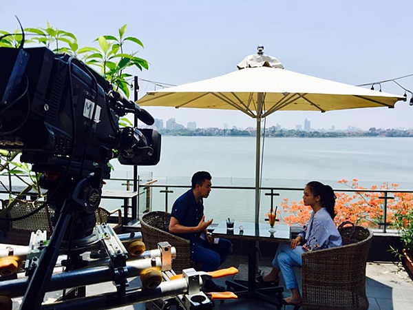 Quay liên tục dưới nắng nóng 42 độ, Thu Quỳnh kiệt sức, đoàn Về nhà đi con tạm ngừng quay-2