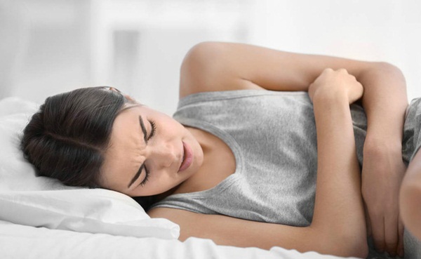 Khi lượng kinh nguyệt tăng đột biến, bạn nên đến bệnh viện khám ngay bởi rất có khả năng đã mắc một trong số những bệnh này-1