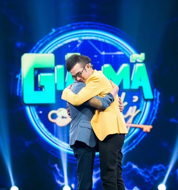 Vương Bảo Tuấn qua đời ở tuổi 44, Long Nhật đau xót: Đáng lẽ tôi phải trói anh Tuấn lại mà đưa đi viện-3