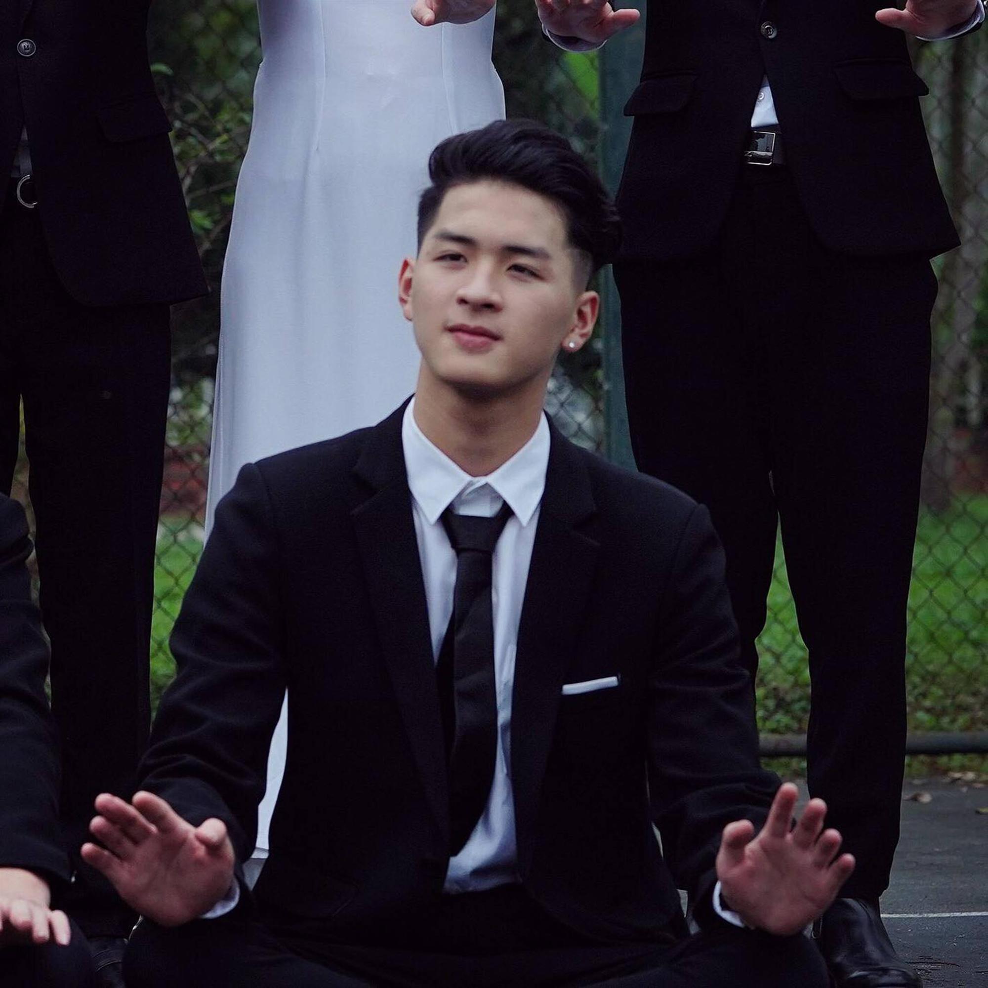 Làng trai đẹp lại xuất hiện nam sinh mới 17 tuổi đã cao 1m86, vẻ ngoài đậm chất soái ca-1