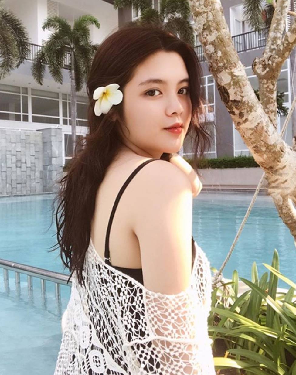 Dàn gái xinh em chưa 18 trổ mã phổng phao nổi như cồn trên MXH-8