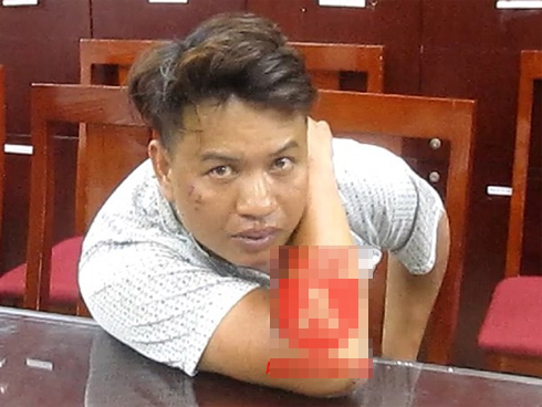 Trước khi bị bắt, nghi phạm giết người hàng loạt đã chuẩn bị hai chai thuốc sâu để tự tử-4